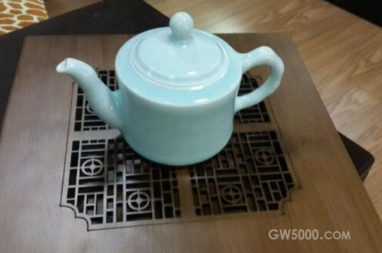 瓷壶适合泡什么茶，瓷器茶具喝什么茶好