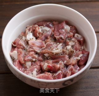 电饭煲焖出的异域美味--手抓羊肉饭的做法步骤：5